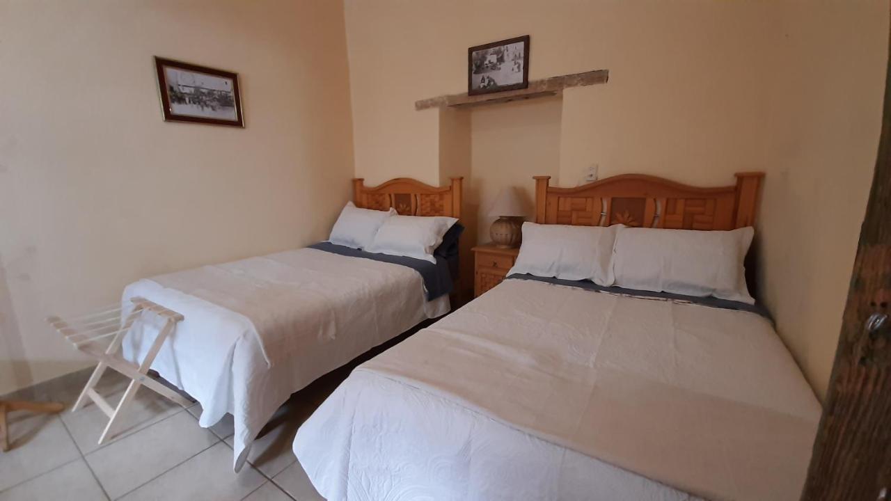 Hotel Noche Azul Catorce Esterno foto